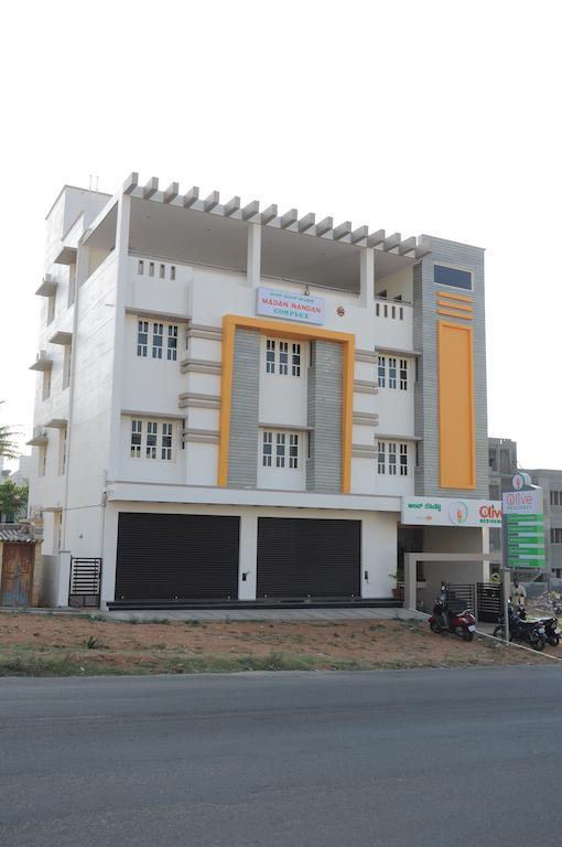 Oyo 1900 Hotel Olive Residency Mysore Extérieur photo