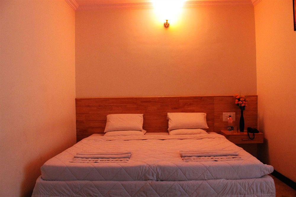 Oyo 1900 Hotel Olive Residency Mysore Extérieur photo