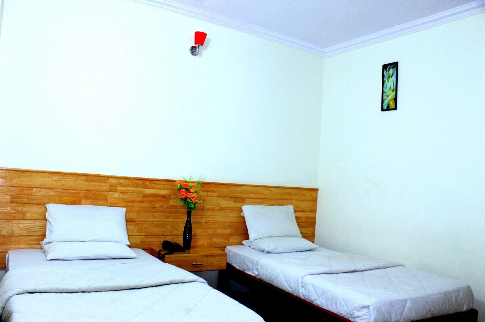 Oyo 1900 Hotel Olive Residency Mysore Extérieur photo